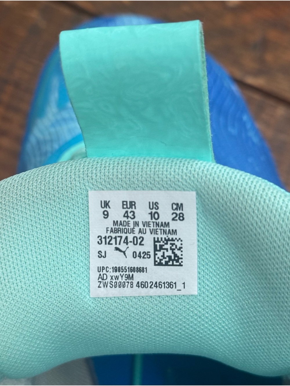 Puma Blue & Teal Basketball  Size 10 - Picture 6 of 6